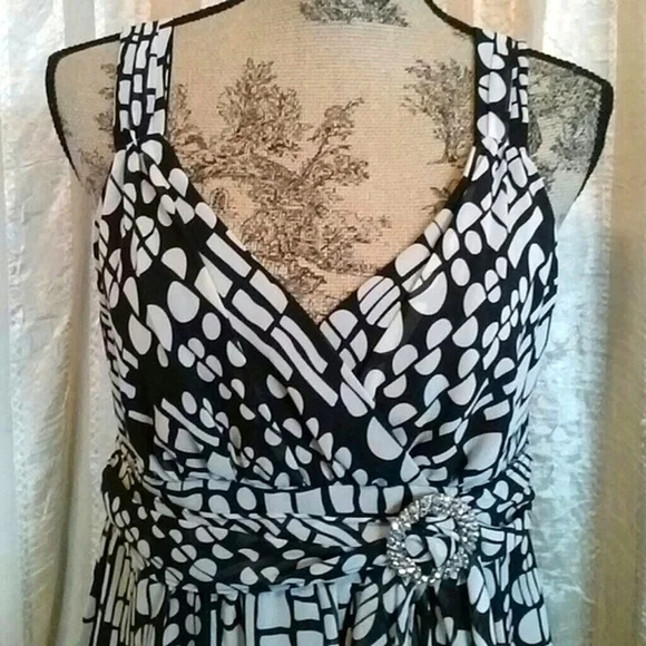 Ronnie Bee Black White Maxi Tank Dress - Picture 3 of 7